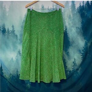 BROADWAY & BROOME green courier skirt size 12